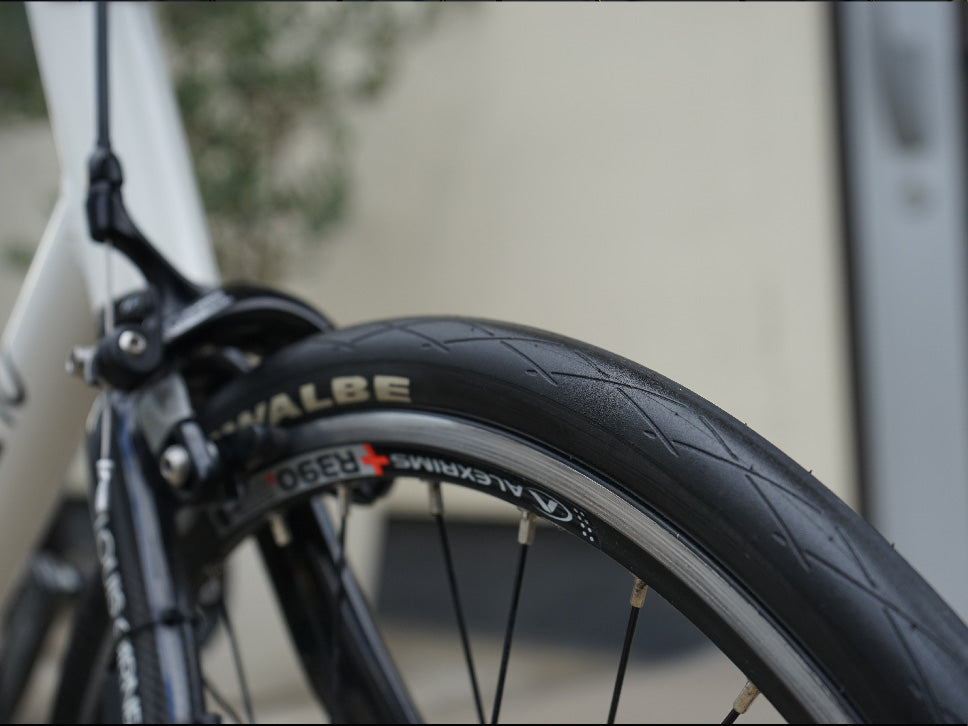 BLACK SHIELD[自転車専用タイヤコート剤]